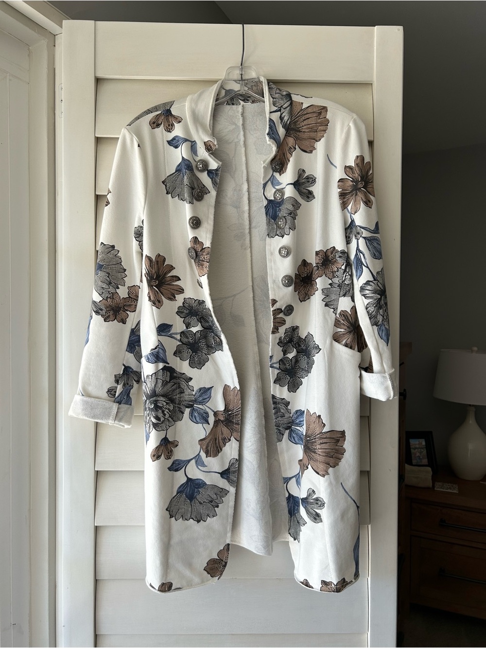 Women’s Cream Floral Mid-Length Coat Jacket